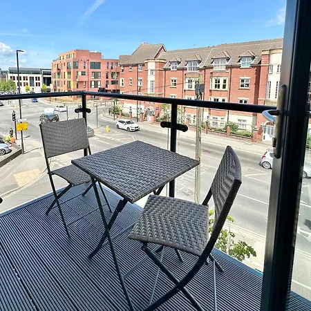 Icona Luxury With Minster Views & Allocated Parking *