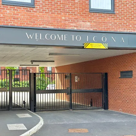 Icona Luxury With Minster Views & Allocated Parking *