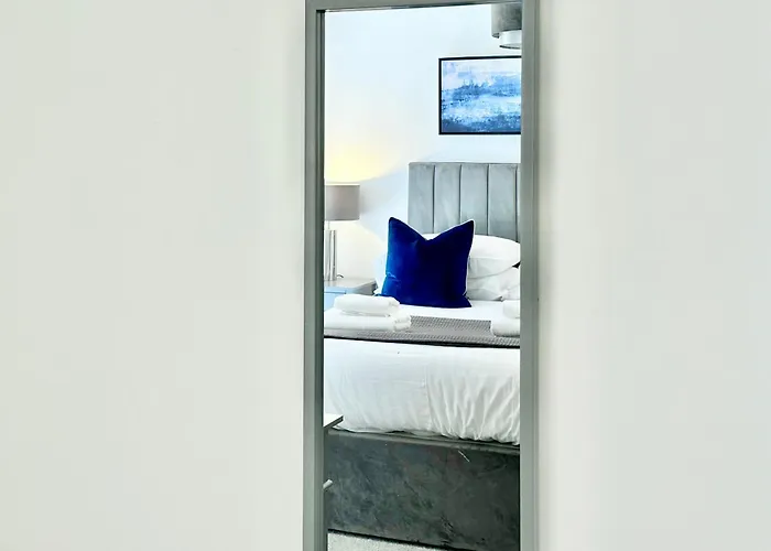 Icona Luxury With Minster Views & Allocated Parking York